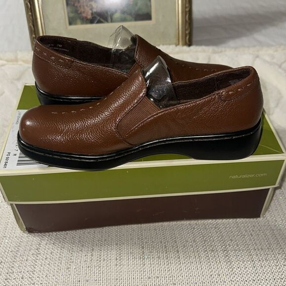 Naturalizer 7M Music Slip On Brown Leather Shoes - Picture 6 of 10